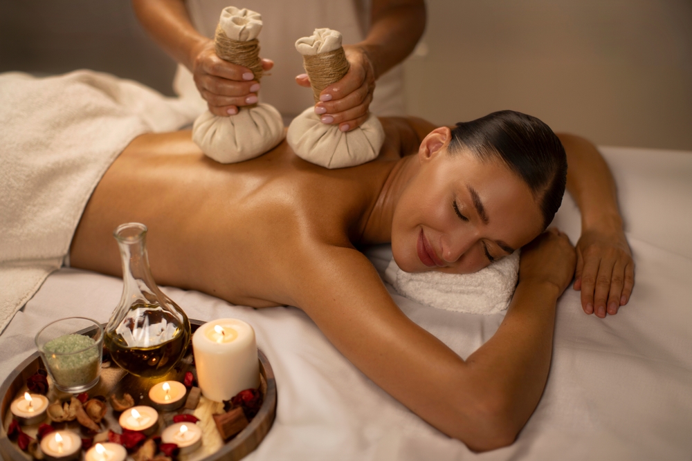 girl getting spa treatment in kochi